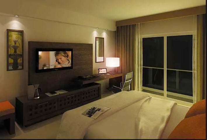 Doubletree By Hilton Merida Yucatan Hotel